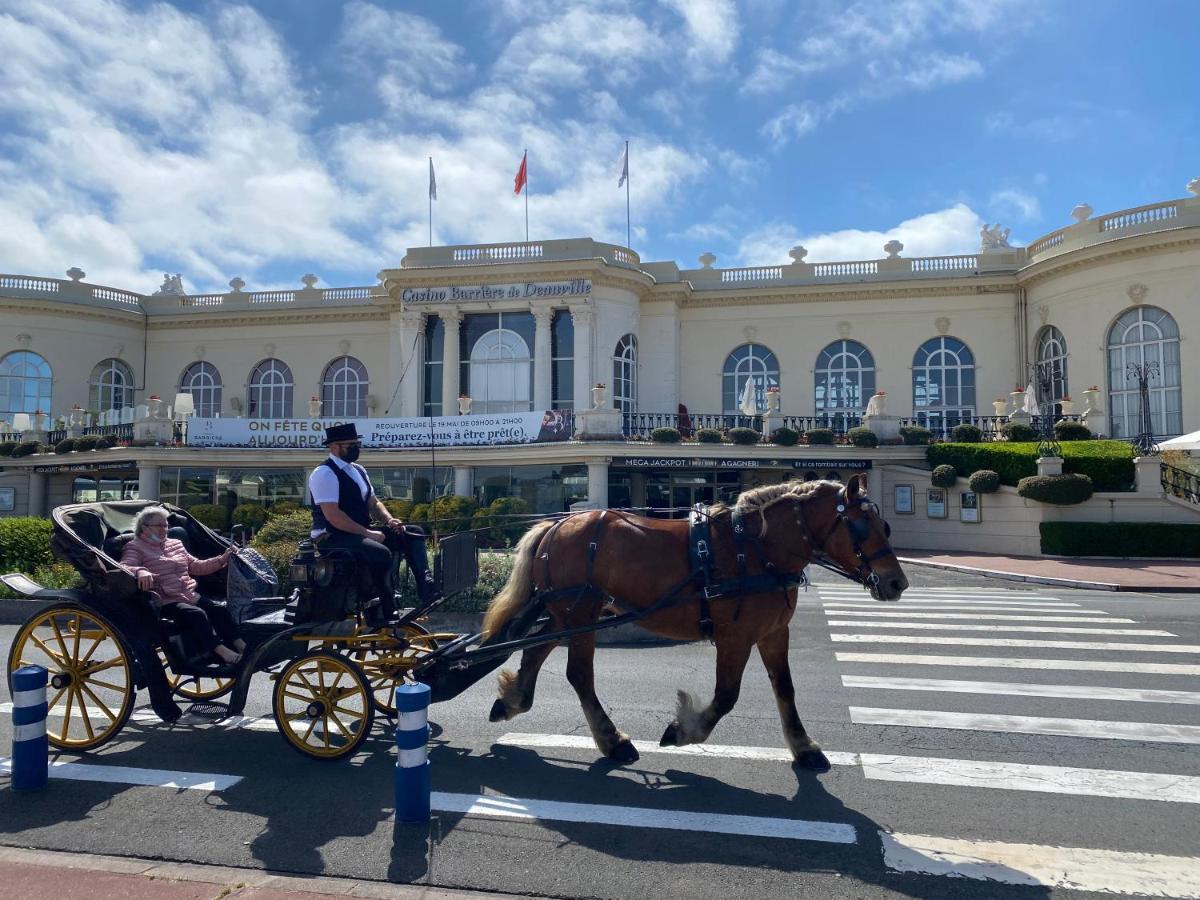L'Ancre Marine Yourhosthelper Deauville Bagian luar foto
